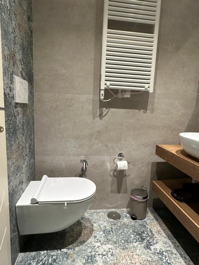 Comforthouse Lavilla 라디스폴리 외부 사진